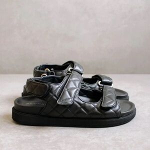 Alohas Hook-Loop Black Sandal